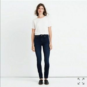 Madewell 10 in high rise jeans in Hayes dark wash